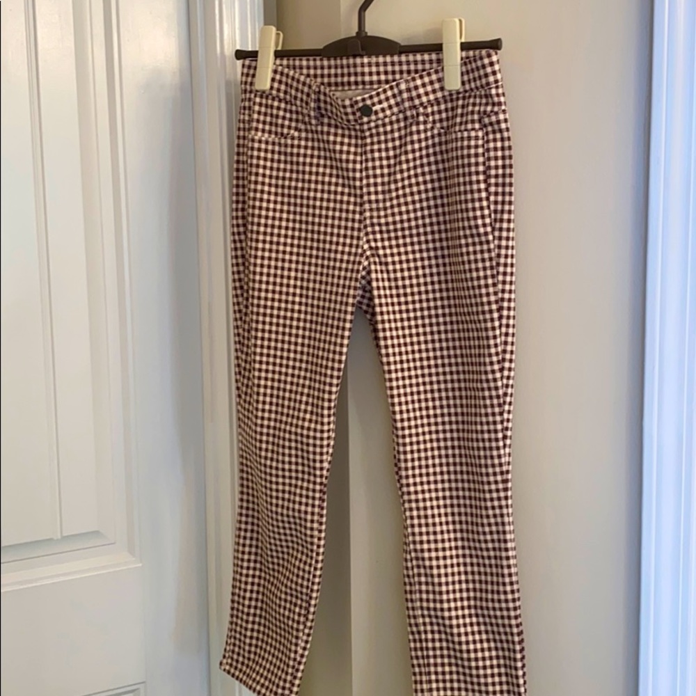 Stretchy cropped pants from Japan